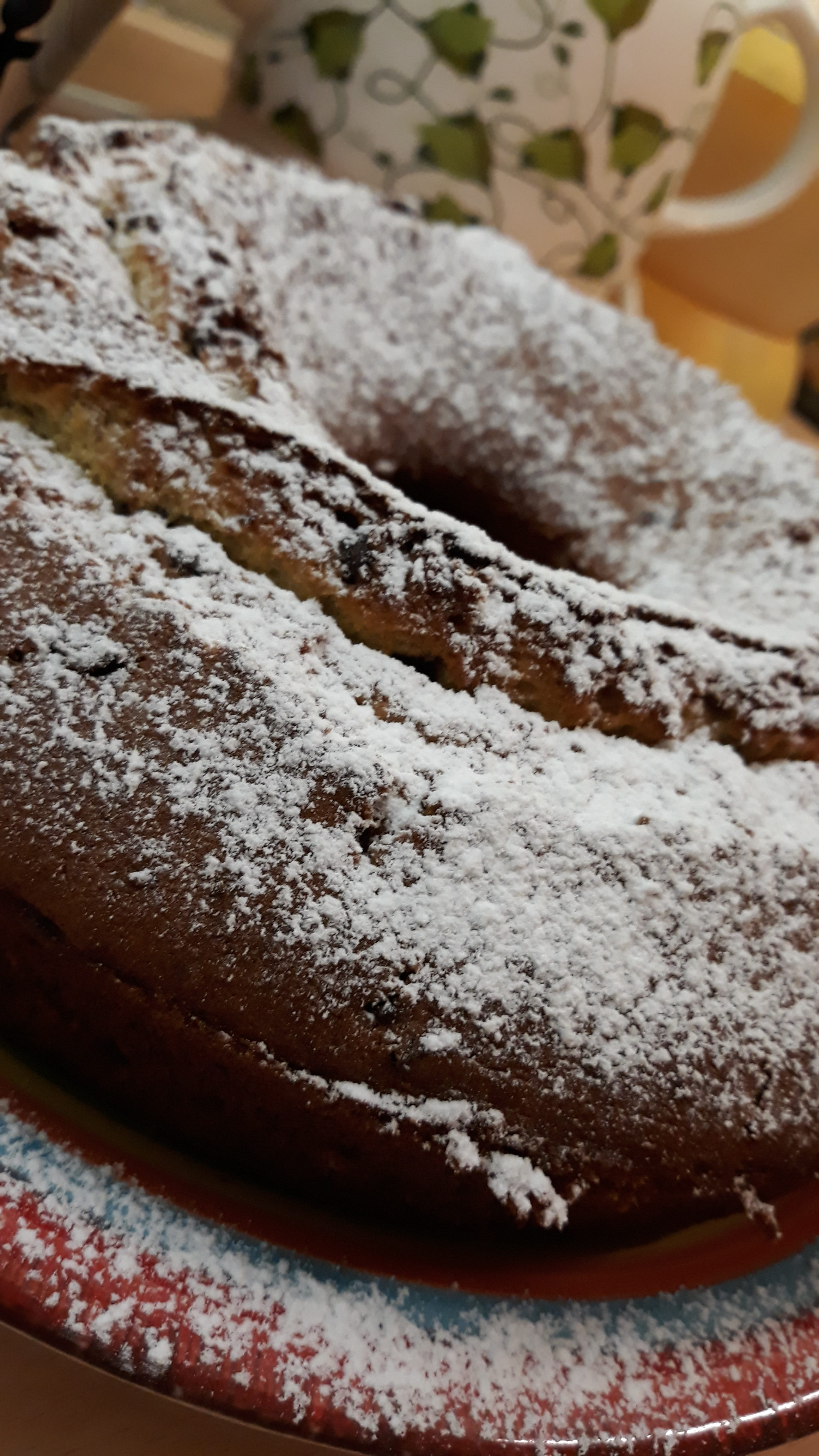 Torta mele e uvetta